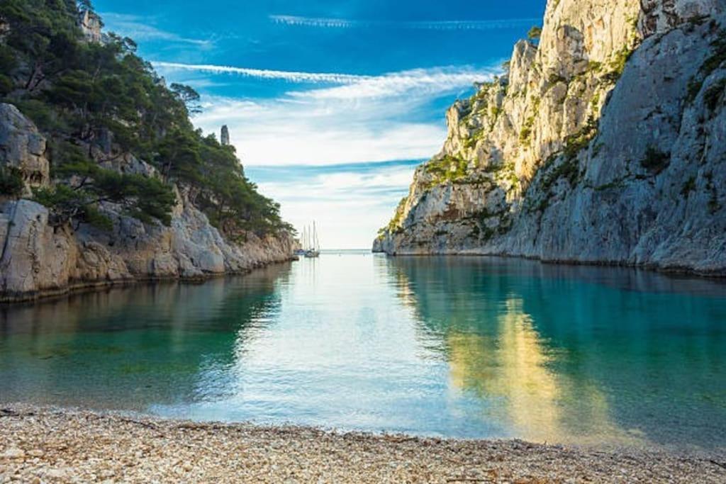 Duplex Au Coeur Du Village De Appartamento Cassis