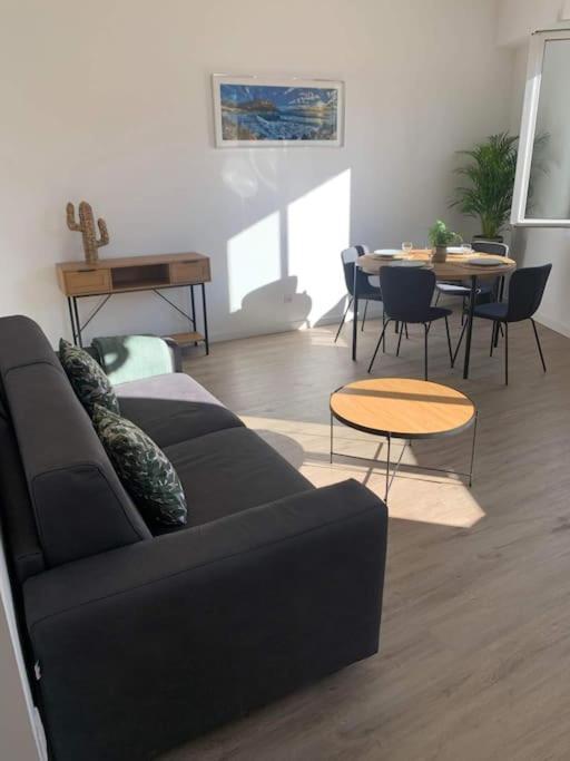 Apartment Duplex Au Coeur Du Village De